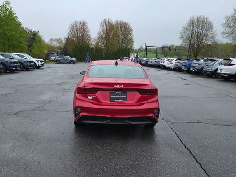 Certified 2023 Kia Forte LXS FWD image 7