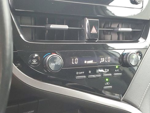 Certified 2024 Toyota Camry SE FWD image 27