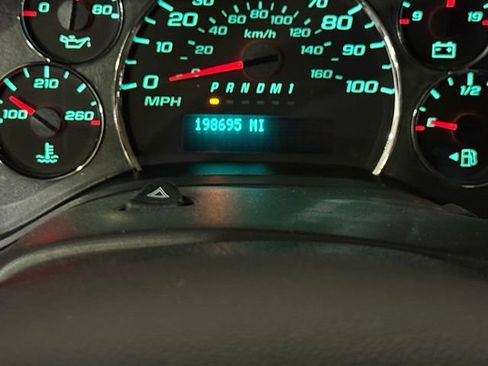Used 2016 GMC Savana 2500 RWD image 34