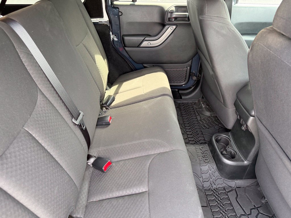 Used 2018 Jeep Wrangler Unlimited Sport S AWD/4WD image 18