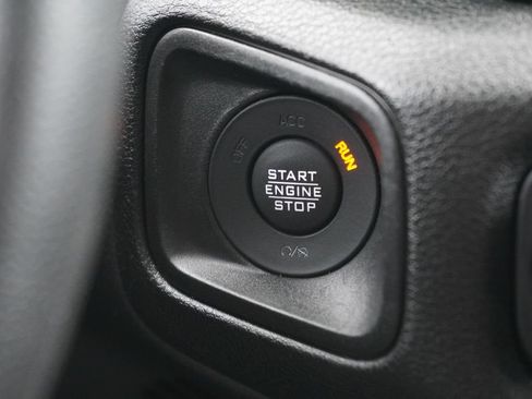 Used 2024 Jeep Gladiator Sport AWD/4WD image 22