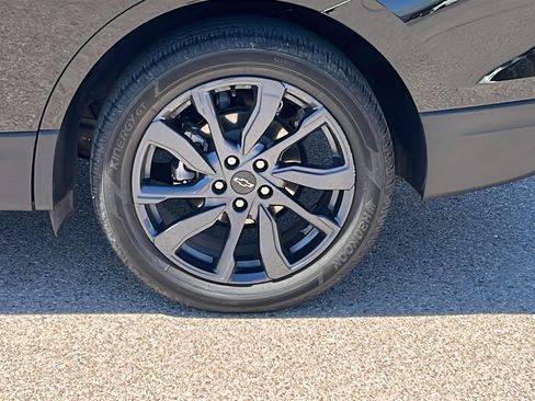 Certified 2024 Chevrolet Equinox RS image 5