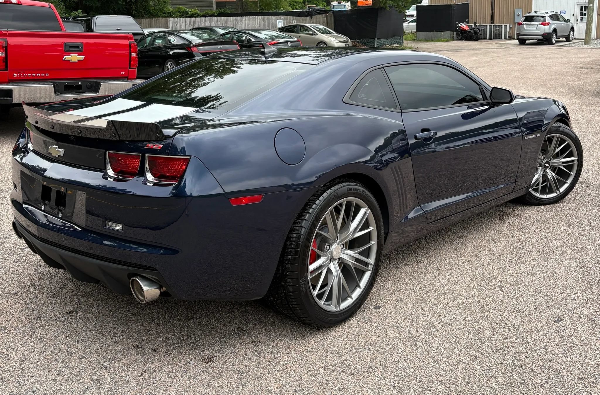 Used 2011 Chevrolet Camaro SS w/ RS Package RWD image 8