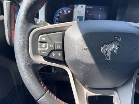 Used 2024 Ford Bronco Heritage Edition AWD/4WD image 13