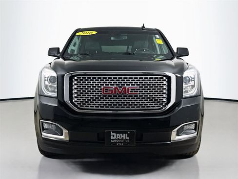 Used 2016 GMC Yukon XL Denali w/ Open Road Package AWD/4WD image 3