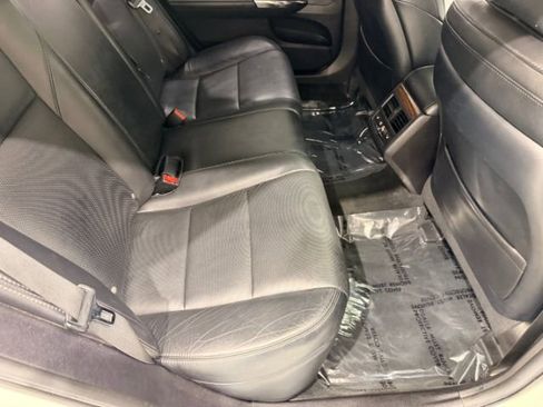 Used 2014 Toyota Avalon Limited FWD image 28