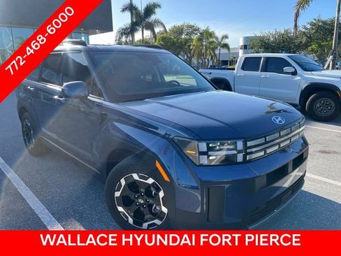 Used 2025 Hyundai Santa Fe SEL AWD/4WD image 3