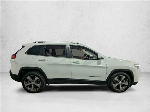 Used 2019 Jeep Cherokee Limited image 4