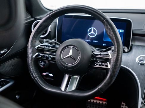 Used 2024 Mercedes-Benz C 300 4MATIC Sedan image 11