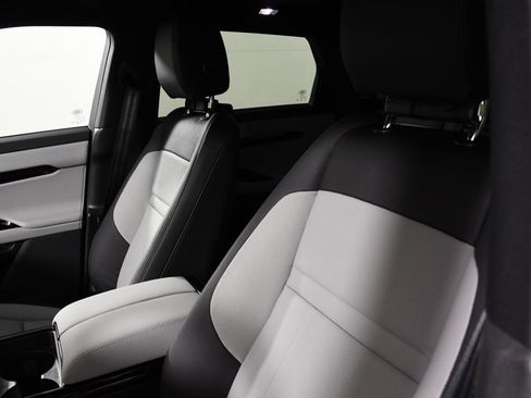 New 2026 Land Rover Range Rover Evoque Dynamic SE image 17