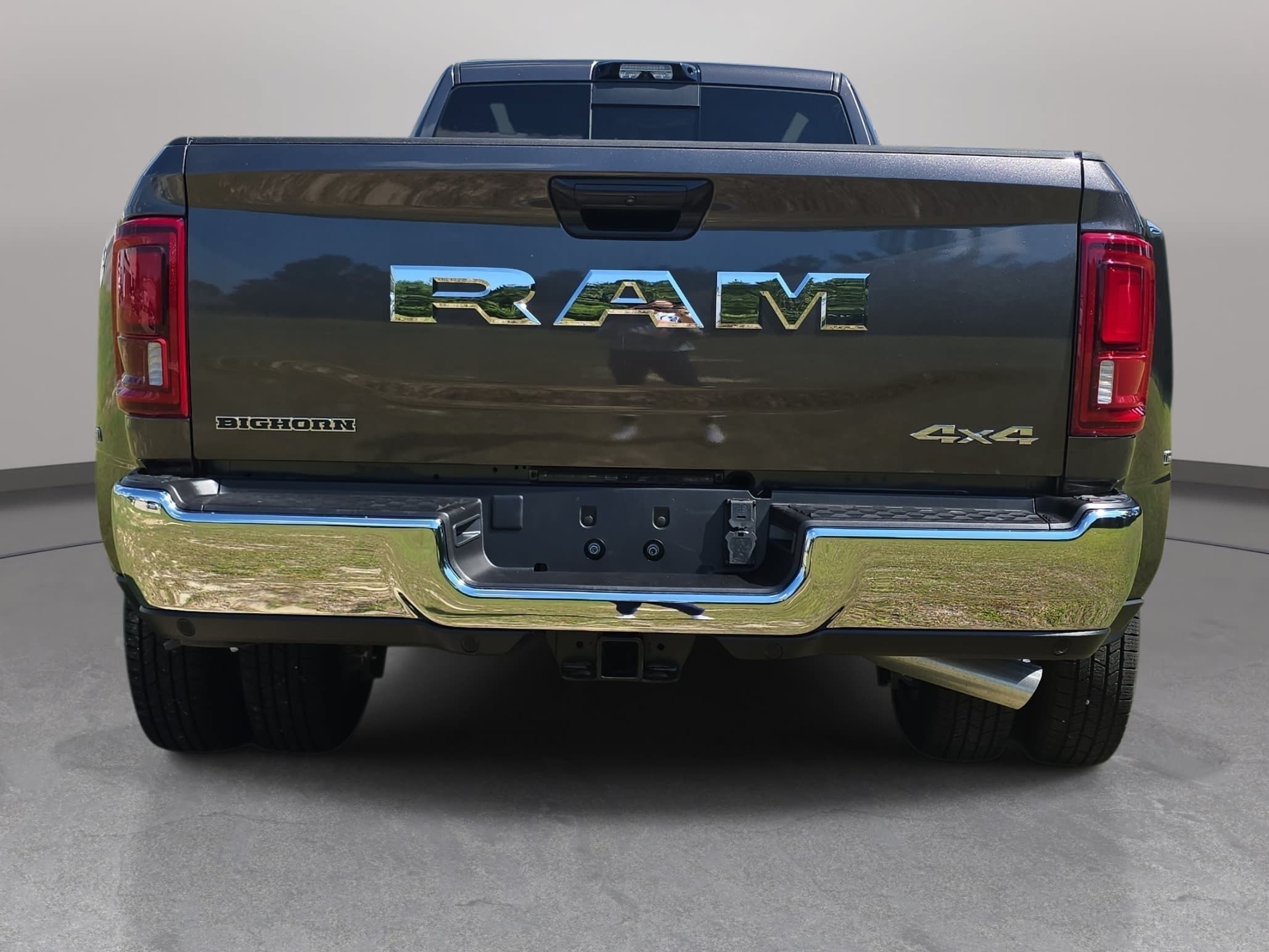 New 2026 RAM 3500 Big Horn AWD/4WD image 7