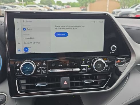 New 2026 Toyota Highlander Platinum AWD/4WD image 21