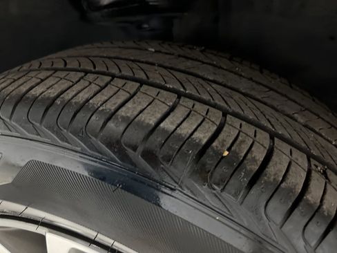 Used 2025 Chevrolet Trax LT w/ LT Convenience Package image 44