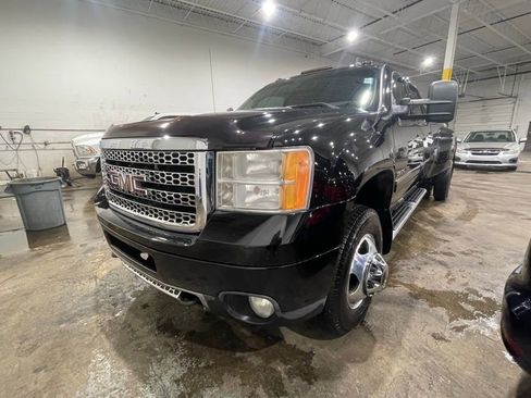 Used 2013 GMC Sierra 3500 Denali image 1