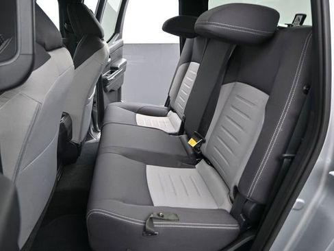 Used 2025 Toyota Tacoma TRD Off-Road image 12