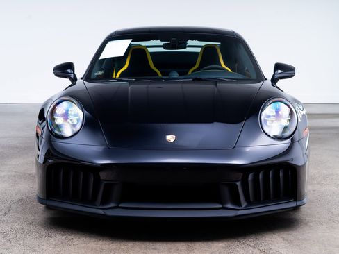 Used 2026 Porsche 911 Carrera GTS RWD image 5