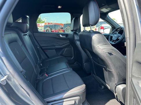 Used 2025 Ford Escape ST-Line AWD/4WD image 11