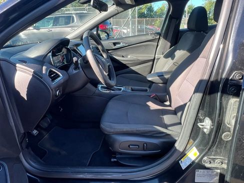 Used 2017 Chevrolet Cruze LT w/ Convenience Package FWD image 23
