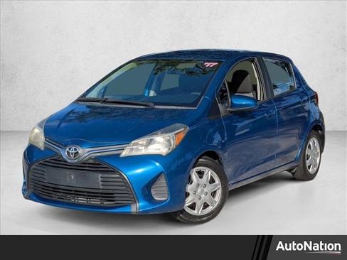 Used 2017 Toyota Yaris L image 1