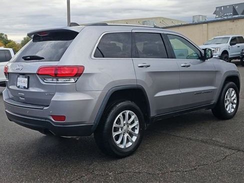 Used 2021 Jeep Grand Cherokee Laredo X image 8