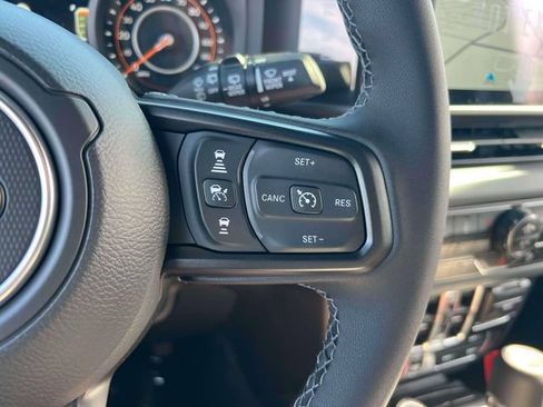 New 2026 Jeep Wrangler Unlimited Rubicon AWD/4WD image 11