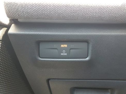 Certified 2025 Volkswagen Tiguan S AWD/4WD image 35