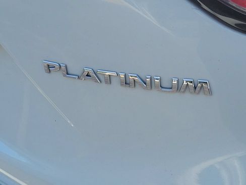 Used 2017 Nissan Murano Platinum w/ Platinum Technology Package FWD image 14