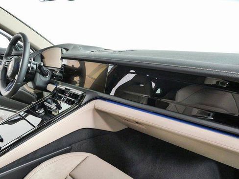 New 2026 Porsche Panamera image 25