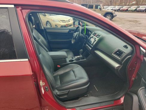 Used 2015 Subaru Outback 2.5i Premium AWD/4WD image 15
