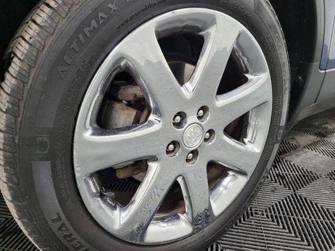 Used 2019 Buick Encore Essence w/ Experience Buick Package image 31