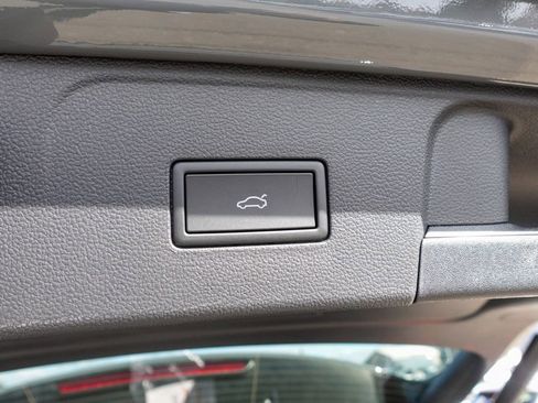 New 2026 Volkswagen Atlas SE image 31