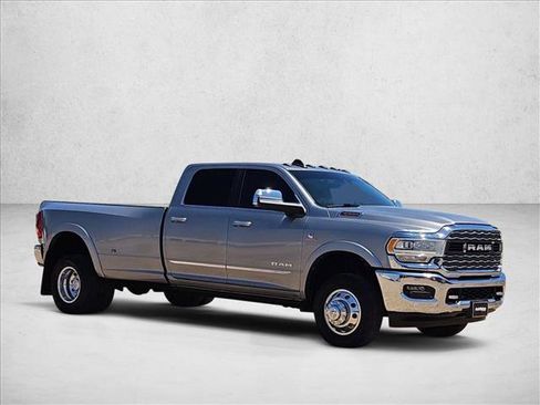 Used 2020 RAM 3500 Limited AWD/4WD image 2
