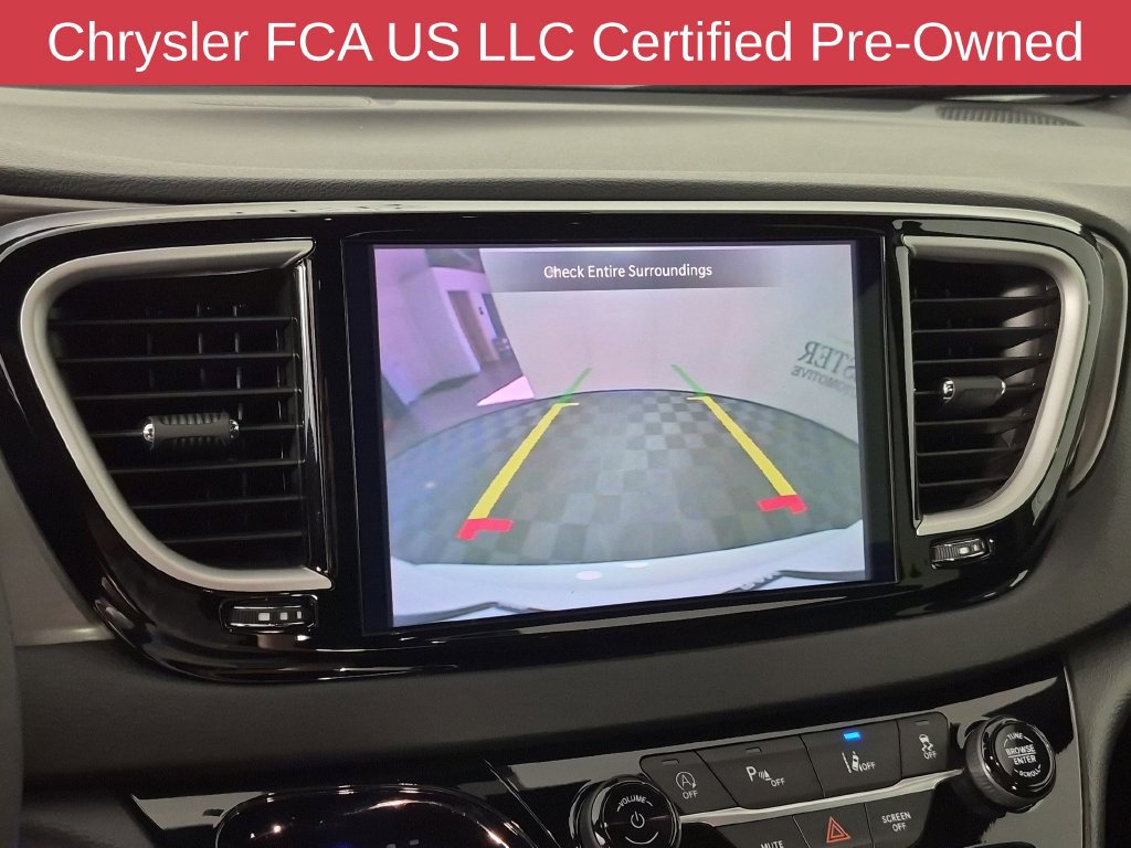 Certified 2025 Chrysler Pacifica Select FWD image 27