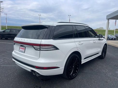 Used 2023 Lincoln Aviator Reserve w/ Equipment Group 201A AWD/4WD image 3