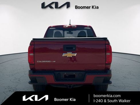 Used 2017 Chevrolet Colorado Z71 AWD/4WD image 6