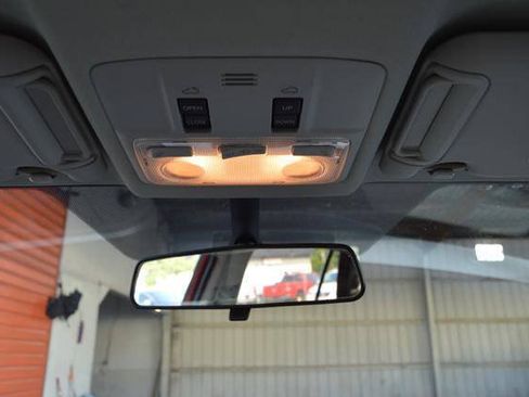 Used 2014 Toyota RAV4 XLE AWD/4WD image 27