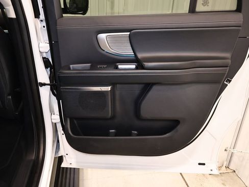 Certified 2025 Ford Expedition Max Platinum AWD/4WD image 20