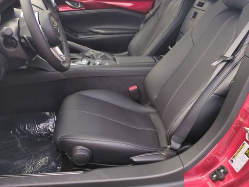 New 2026 MAZDA MX-5 Miata Grand Touring w/ Appearance Package RWD image 16