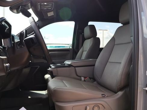 Used 2024 Chevrolet Silverado 1500 LT AWD/4WD image 8