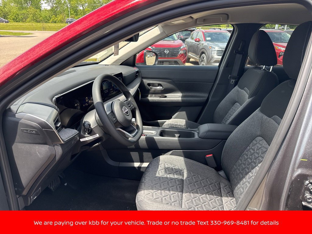 New 2026 Nissan Kicks SV w/ Interior Electronics Package AWD/4WD image 9