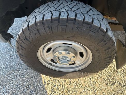 Used 2015 Ford F250 XL w/ Power Equipment Group image 26