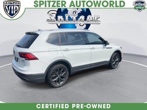 Used 2024 Volkswagen Tiguan SE AWD/4WD image 9