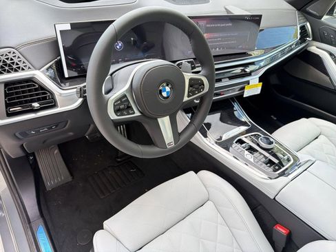 New 2026 BMW X5 xDrive40i w/ Executive Package AWD/4WD image 4