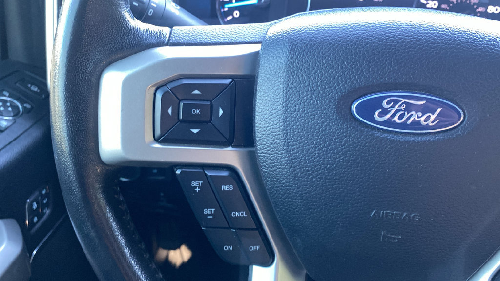 Used 2020 Ford F250 Lariat w/ Lariat Ultimate Package AWD/4WD image 22