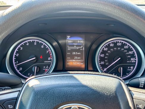 Used 2024 Toyota Camry LE FWD image 27