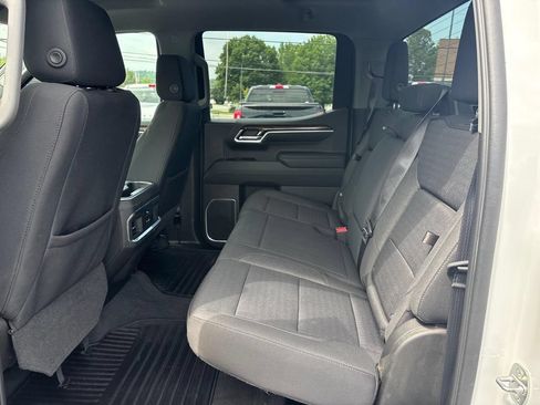 Used 2022 GMC Sierra 1500 Elevation w/ X31 Off-Road Package AWD/4WD image 18