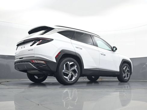 Certified 2022 Hyundai Tucson Limited AWD/4WD image 25