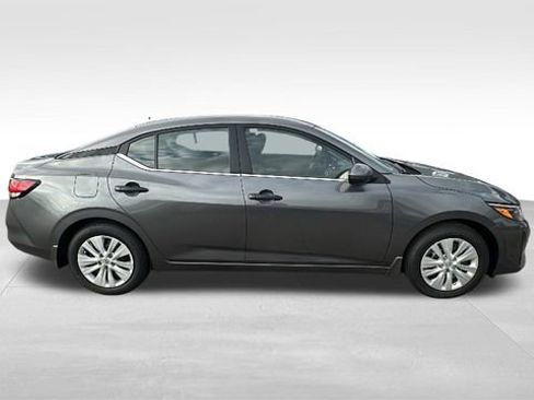 New 2025 Nissan Sentra S image 9