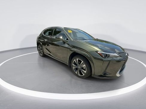 Used 2025 Lexus UX 300h AWD w/ Accessory Package (Z2) image 2