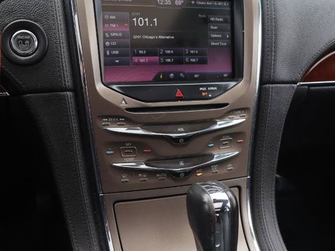 Used 2014 Lincoln MKX AWD w/ Equipment Group 102A image 22